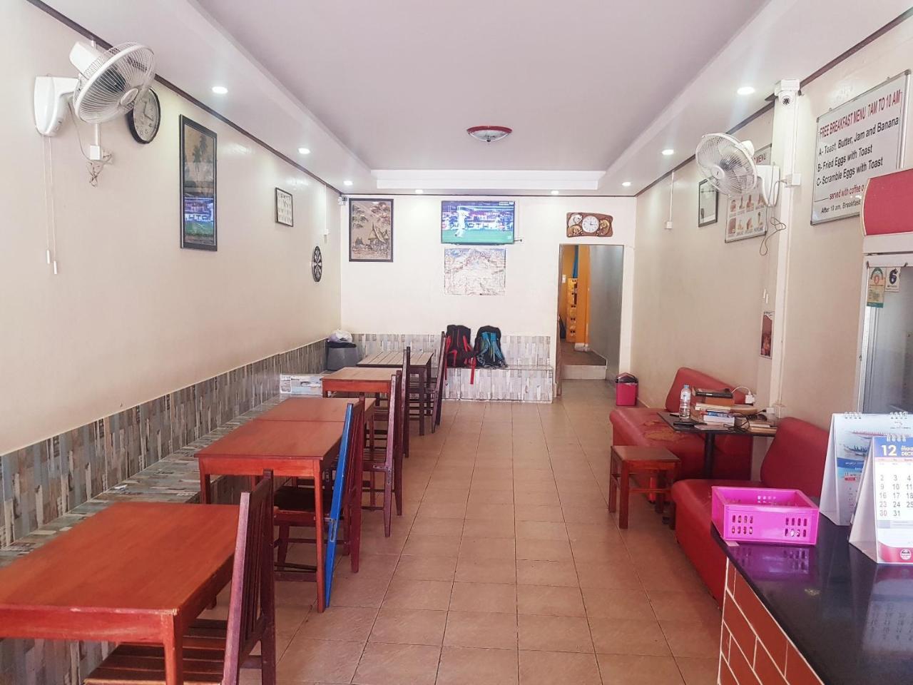 Vientiane Backpackers Hostel Exterior photo